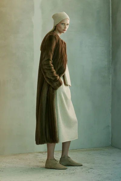 Look 13